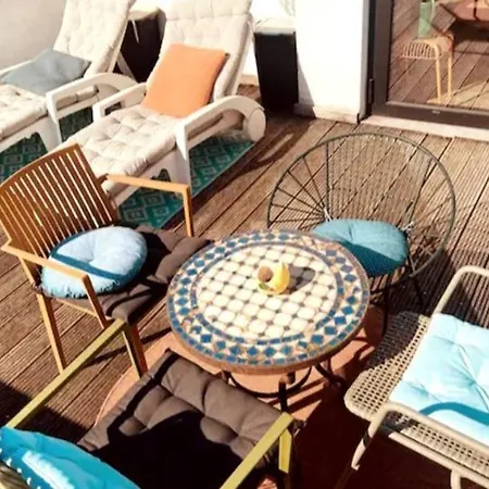 Cozy & Spacious Duplex With An Amazing Terrace Apartamento