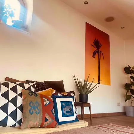 Cozy & Spacious Duplex With An Amazing Terrace